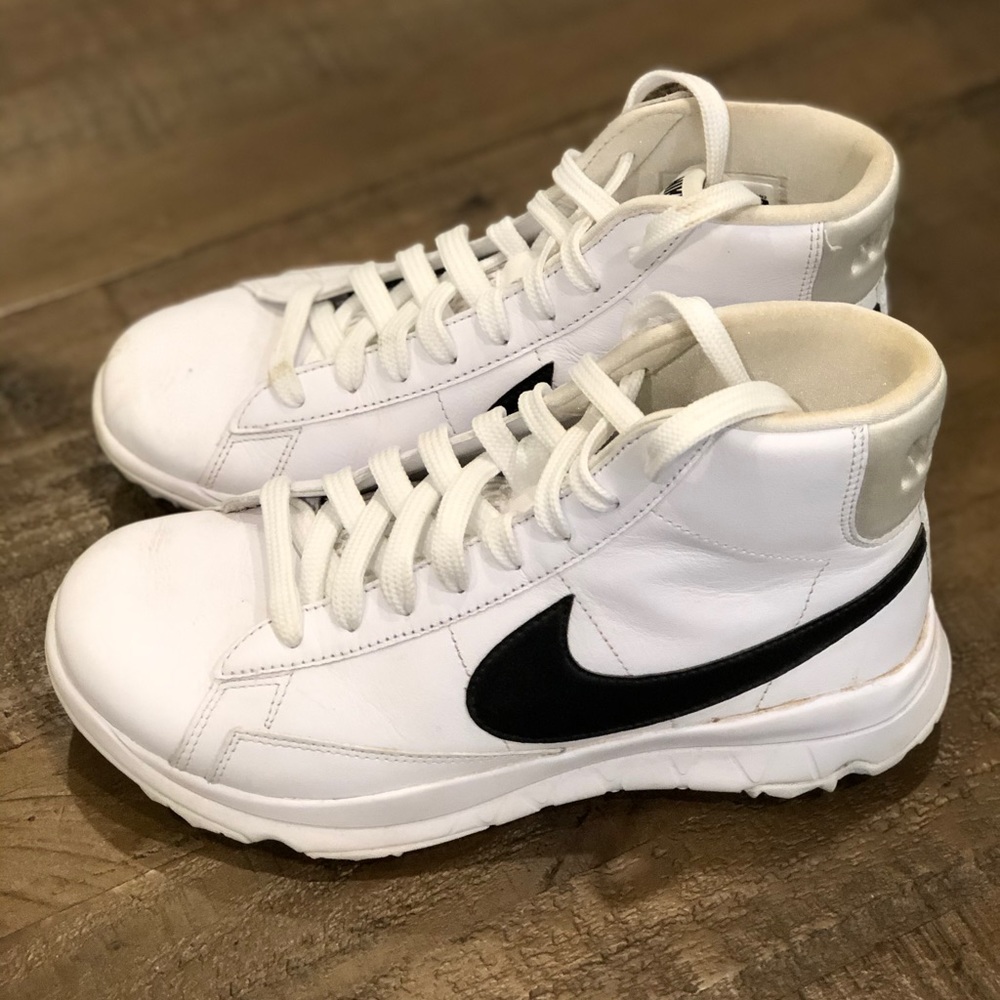 Women’s Nike Blazer Spikeless Golf Shoes Size 7.5